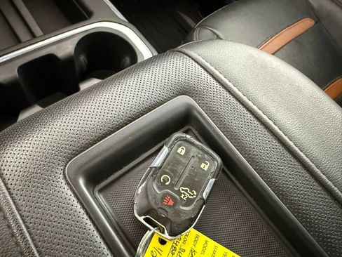 Used 2019 GMC Sierra 1500 AT4 w/ AT4 Preferred Package AWD/4WD image 29
