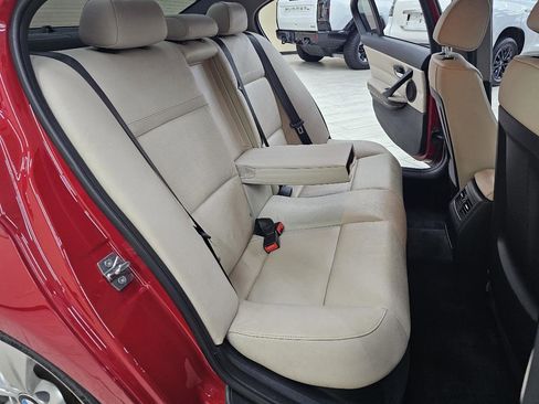 Used 2011 BMW 335i Sedan RWD image 22