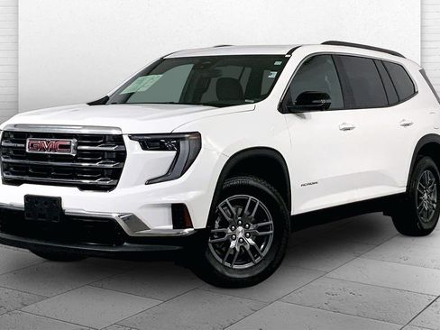 Used 2025 GMC Acadia Elevation FWD image 12