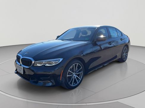 Used 2022 BMW 330i xDrive Sedan w/ Premium Package 2 AWD/4WD image 6