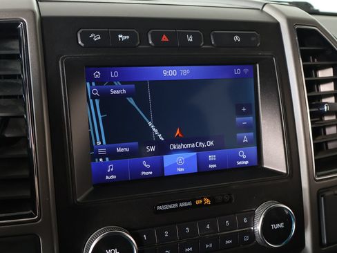 Used 2020 Ford Expedition Max XLT w/ Equipment Group 202A AWD/4WD image 7