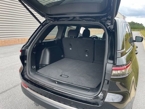 New 2025 Jeep Grand Cherokee Laredo X w/ Luxury Tech Group I image 20