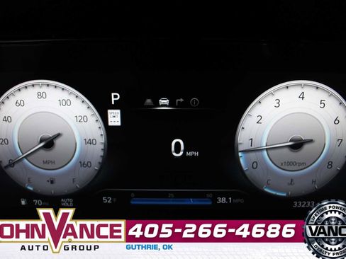 Used 2024 Hyundai Elantra Limited image 31