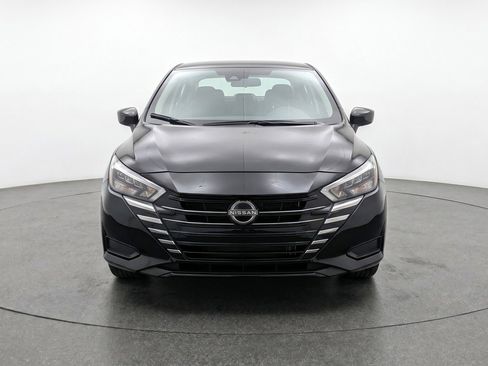 Used 2025 Nissan Versa SV FWD image 2