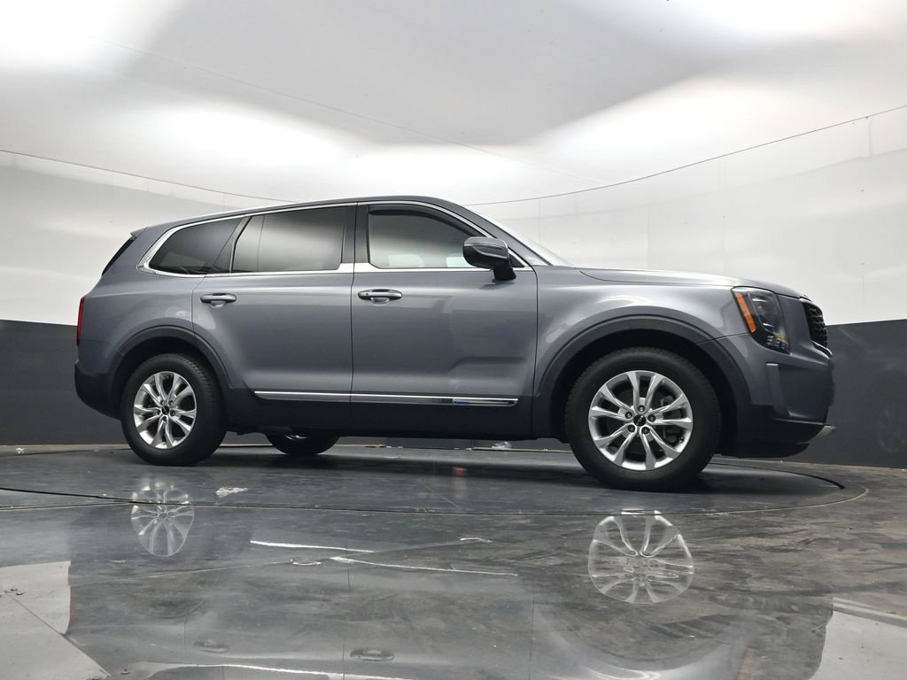 Used 2022 Kia Telluride LX AWD/4WD image 35