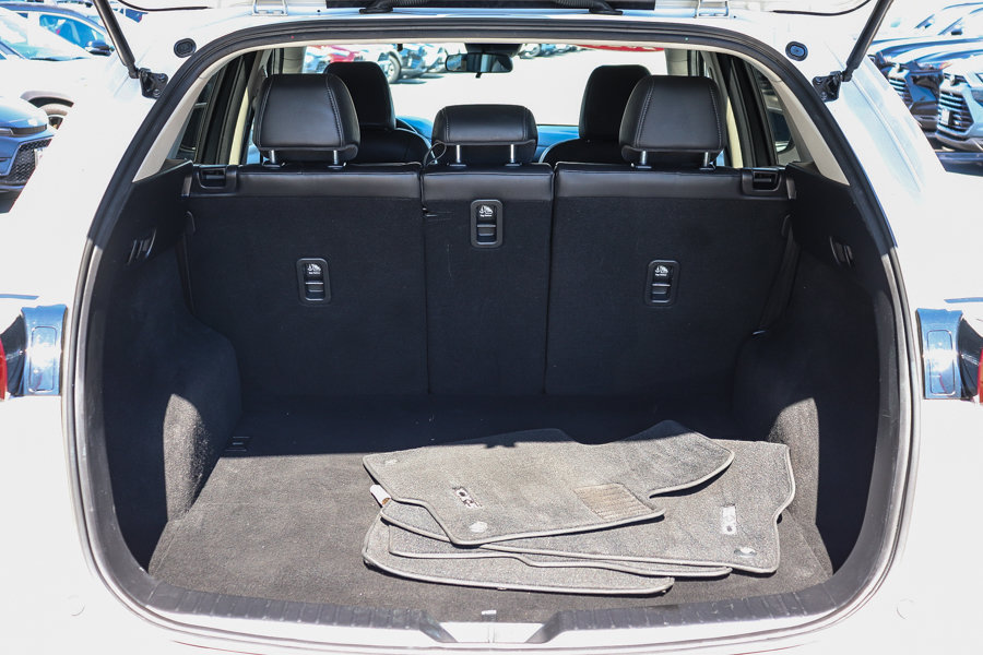 Used 2020 MAZDA CX-5 Touring FWD image 26