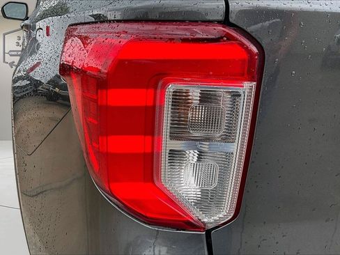 Used 2020 Ford Explorer Limited AWD/4WD image 25