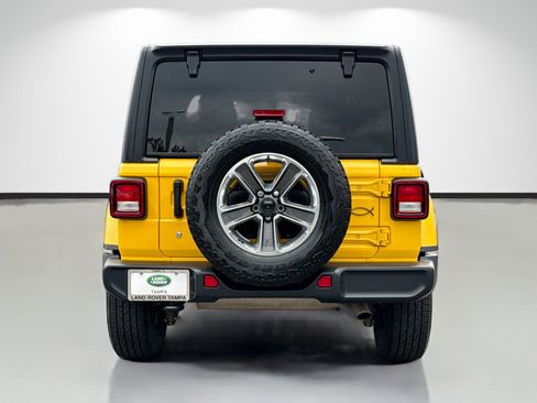 Used 2019 Jeep Wrangler Unlimited Sahara w/ Dual Top Group image 4