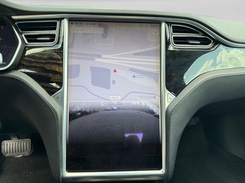 Used 2018 Tesla Model S 75D AWD/4WD image 16