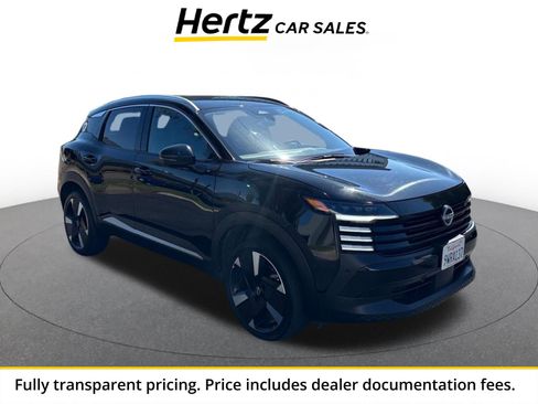 Used 2026 Nissan Kicks SR AWD/4WD image 1