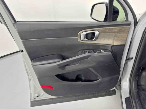 Used 2022 Kia Sorento X-Line EX image 40