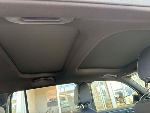 Used 2024 Mercedes-Benz GLB 35 AMG 4MATIC image 10