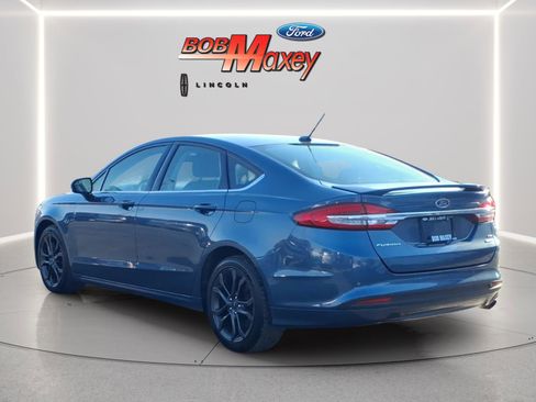 Used 2018 Ford Fusion SE w/ Equipment Group 201A image 6