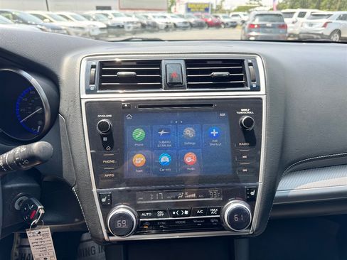 Used 2019 Subaru Outback 2.5i Premium AWD/4WD image 13