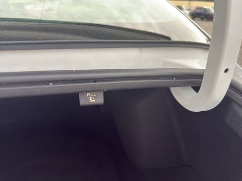 Used 2023 Kia K5 LXS image 8