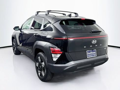 Certified 2025 Hyundai Kona SEL AWD/4WD image 6