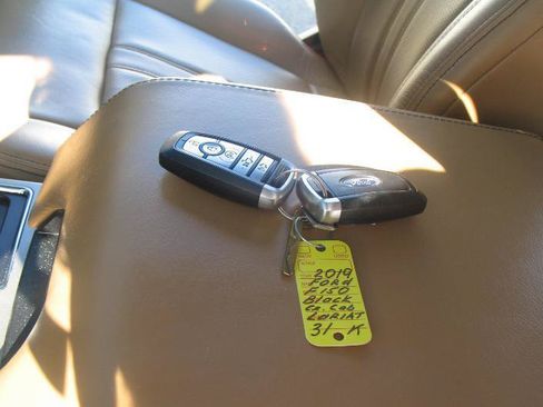Used 2019 Ford F150 Lariat AWD/4WD image 44