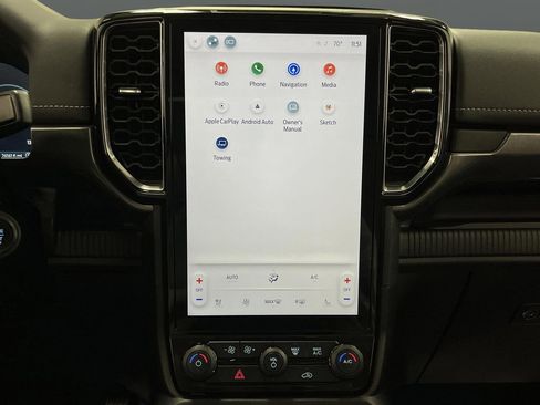 Used 2024 Ford Ranger Lariat image 8