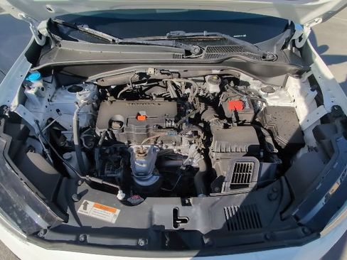 Used 2025 Honda HR-V Sport image 32