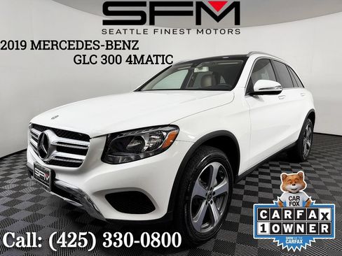 Used 2019 Mercedes-Benz GLC 300 4MATIC image 1