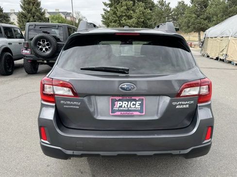 Used 2015 Subaru Outback 2.5i Premium AWD/4WD image 6