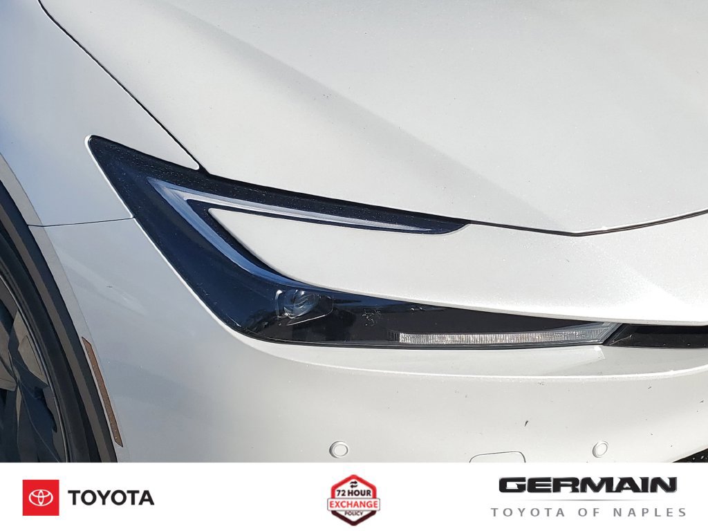 New 2026 Toyota Prius Plug-In Hybrid FWD image 13
