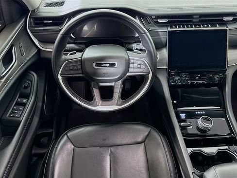 Used 2021 Jeep Grand Cherokee L Limited image 24