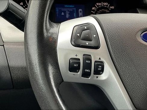 Used 2013 Ford Edge SEL image 18