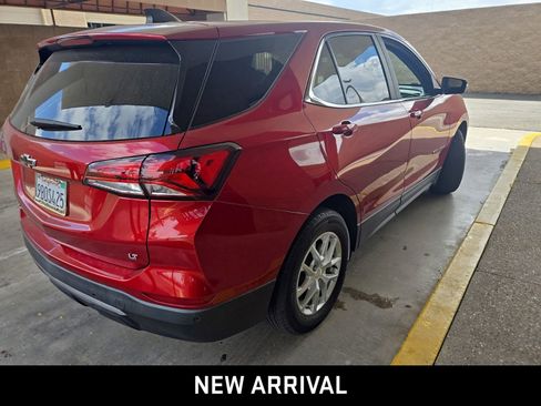 Used 2022 Chevrolet Equinox LT FWD image 5