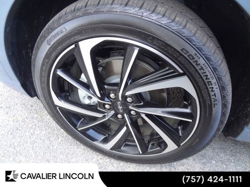 Used 2024 Lincoln Corsair Grand Touring w/ Equipment Group 302A AWD/4WD image 14
