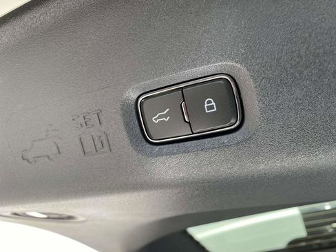 New 2026 Ford Expedition Active AWD/4WD image 12