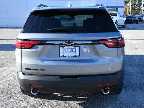 Used 2023 Chevrolet Traverse RS image 4