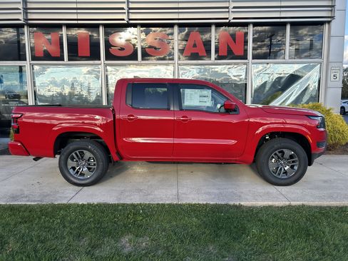 New 2026 Nissan Frontier SV image 5