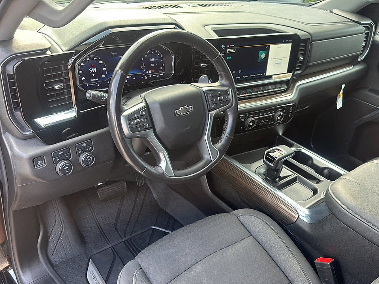 Certified 2023 Chevrolet Silverado 1500 RST w/ Protection Package AWD/4WD image 10