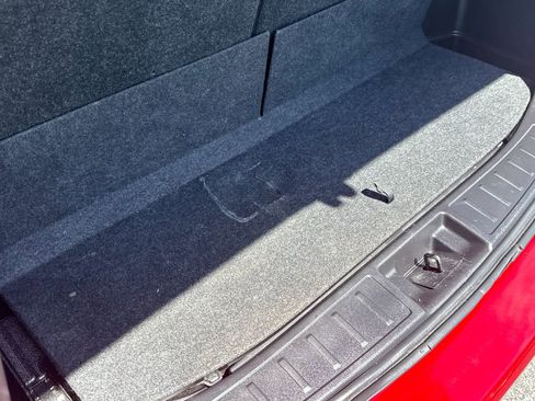 Used 2025 Mitsubishi Outlander SE image 14