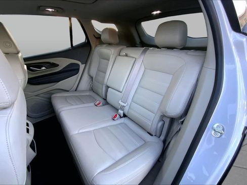 Used 2022 GMC Terrain Denali w/ Denali Premium Package AWD/4WD image 20