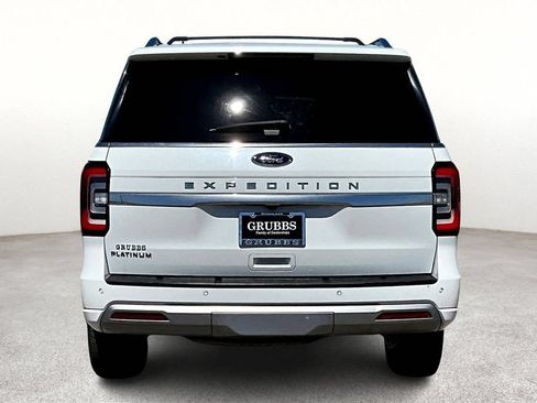 Used 2022 Ford Expedition Platinum AWD/4WD image 5