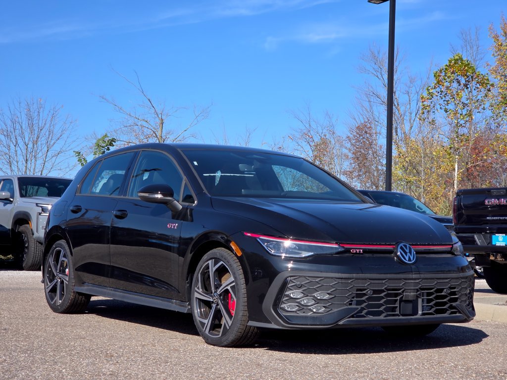 New 2026 Volkswagen GTI SE FWD image 9