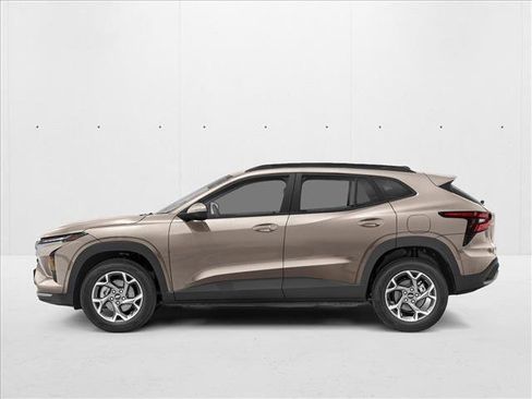 New 2026 Chevrolet Trax RS FWD image 3