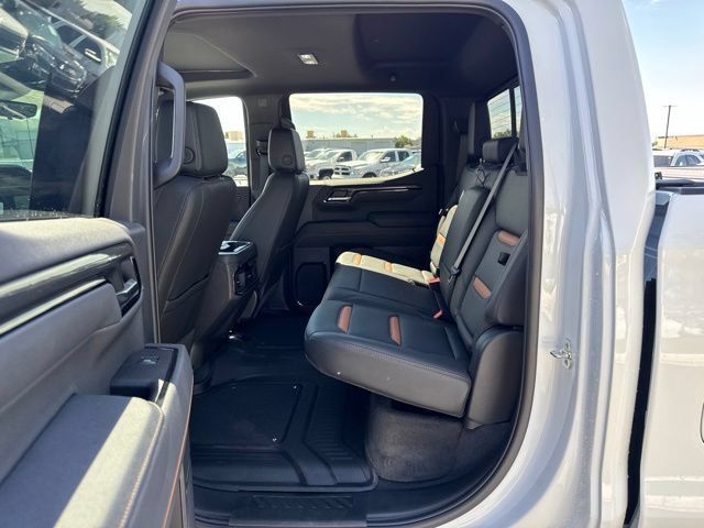 Used 2026 GMC Sierra 1500 AT4 w/ AT4 Premium Package AWD/4WD image 15