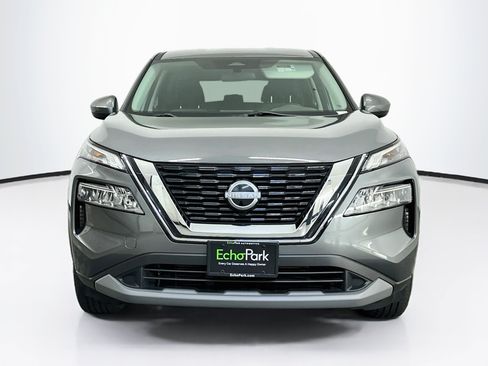 Used 2023 Nissan Rogue SV AWD/4WD image 2
