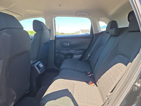 Used 2023 Honda HR-V LX image 11