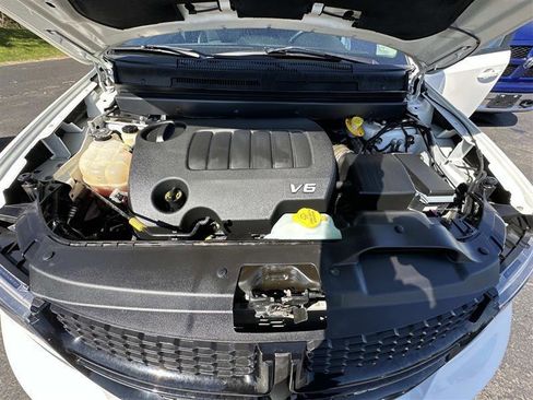 Used 2018 Dodge Journey Crossroad w/ Rear Seat Video Group FWD image 7