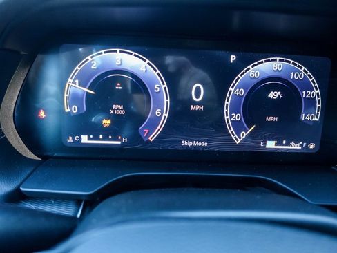 New 2025 Jeep Grand Cherokee Altitude image 15