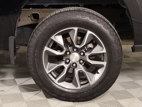 Used 2022 Chevrolet Silverado 1500 LT w/ Z71 Off-Road Package image 19