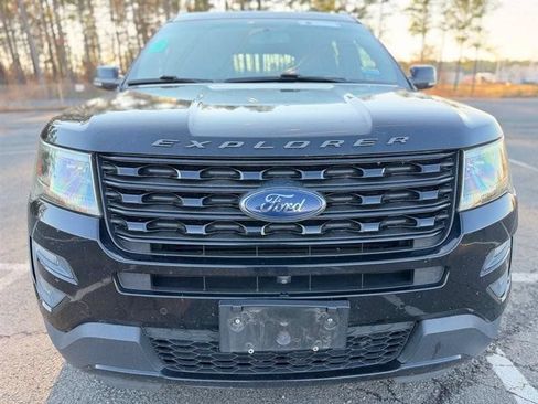 Used 2016 Ford Explorer Sport w/ Equipment Group 401A AWD/4WD image 8