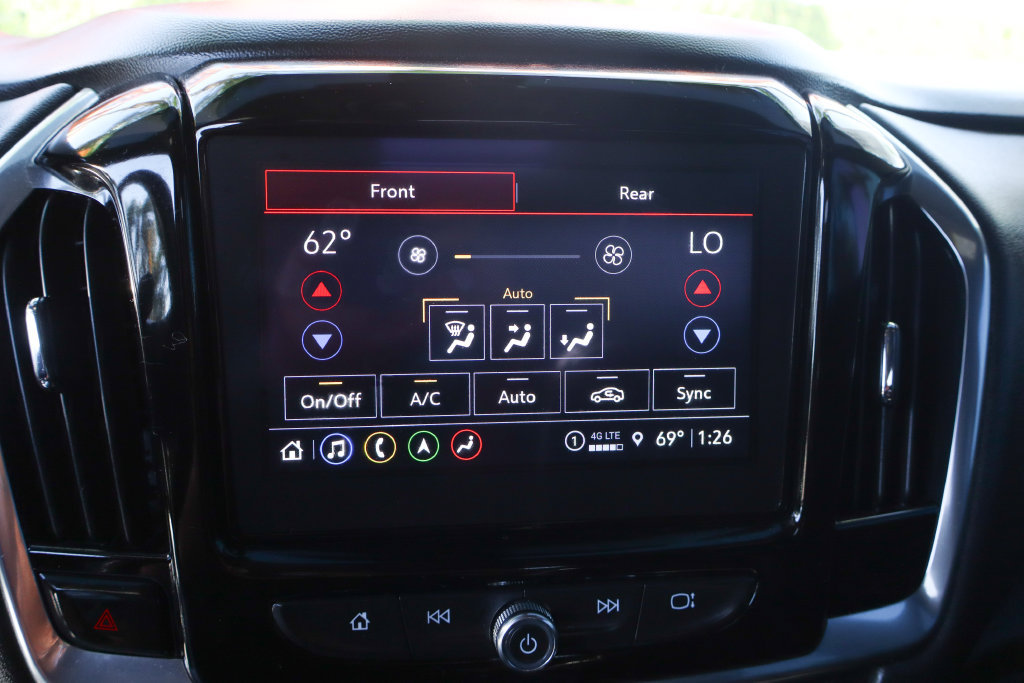 Used 2023 Chevrolet Traverse High Country FWD image 29