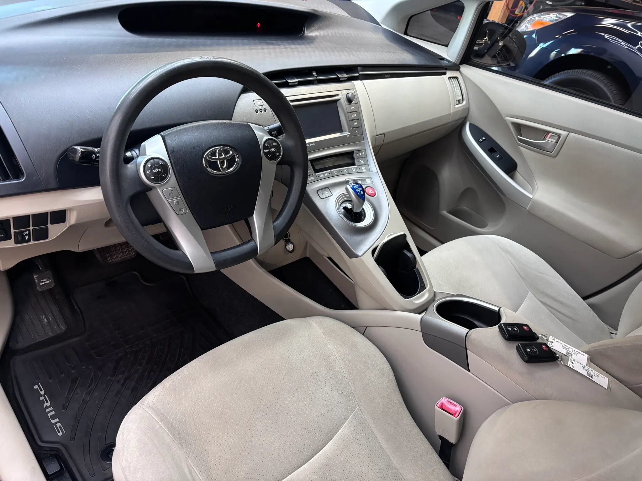 Used 2012 Toyota Prius Three FWD image 7