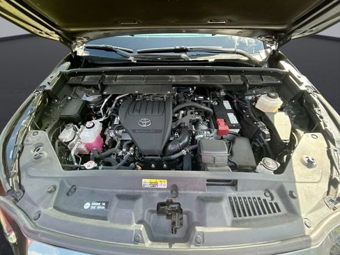Used 2024 Toyota Highlander XSE FWD image 33