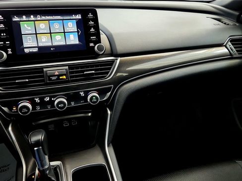 Used 2022 Honda Accord Sport image 29